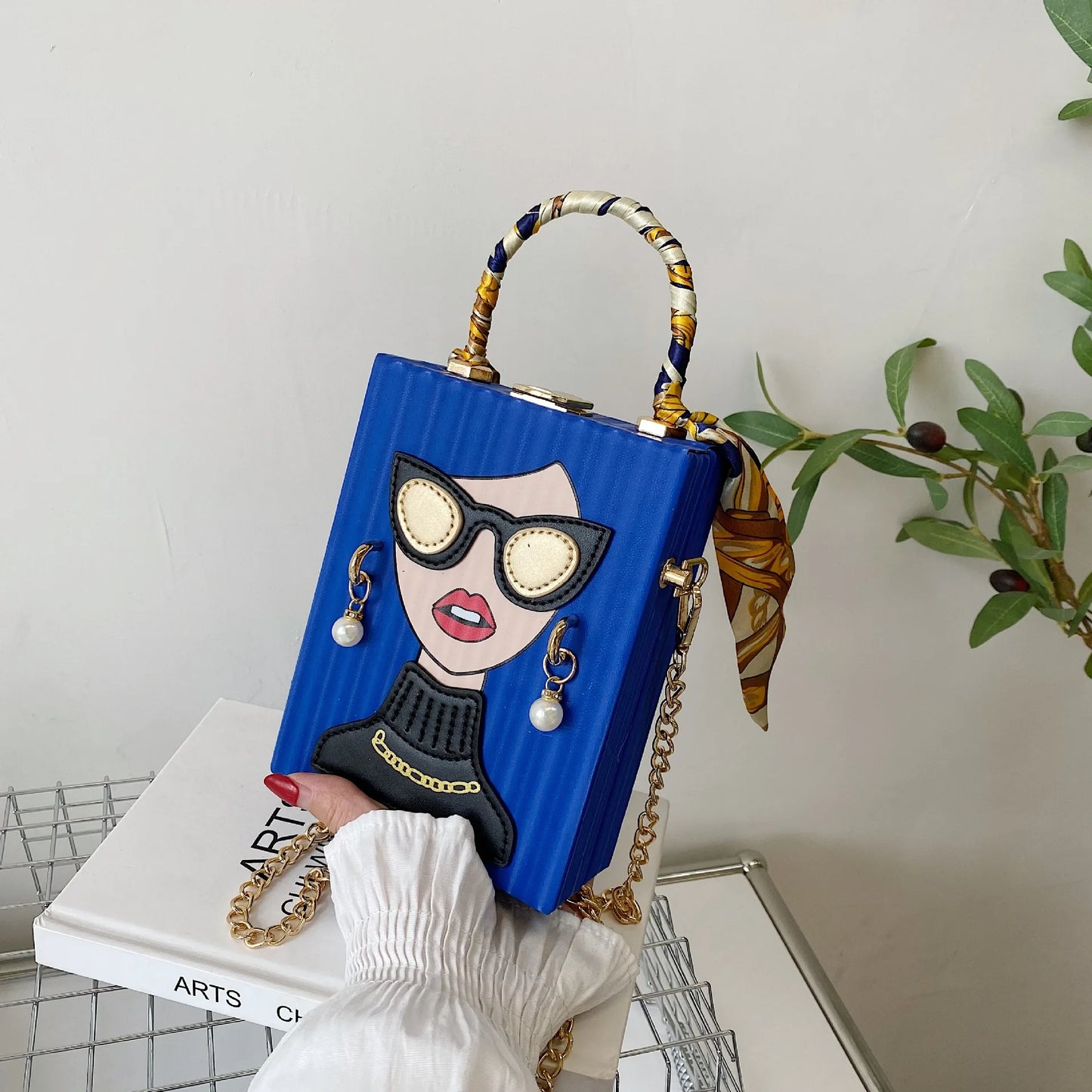 Tilot Glasses Beauty Designer Handbag