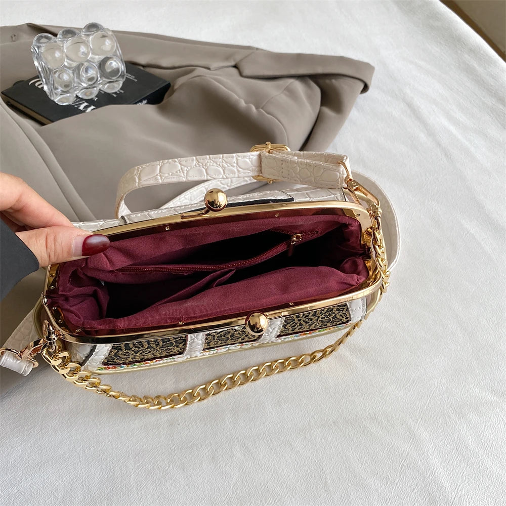 Pochette de créateur Joti Royal Carriage