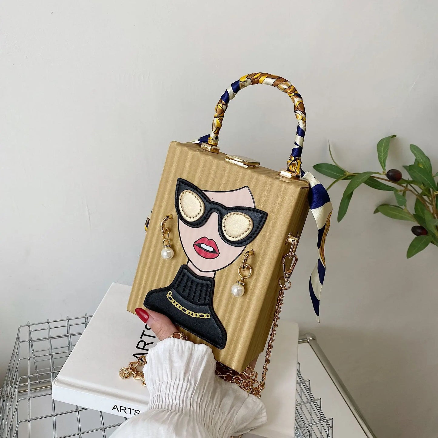 Tilot Glasses Beauty Designer Handbag